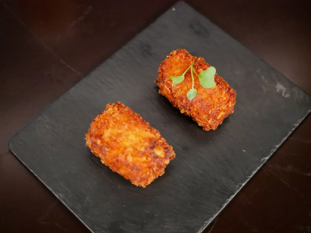 Croquetes de llagostí · 1
